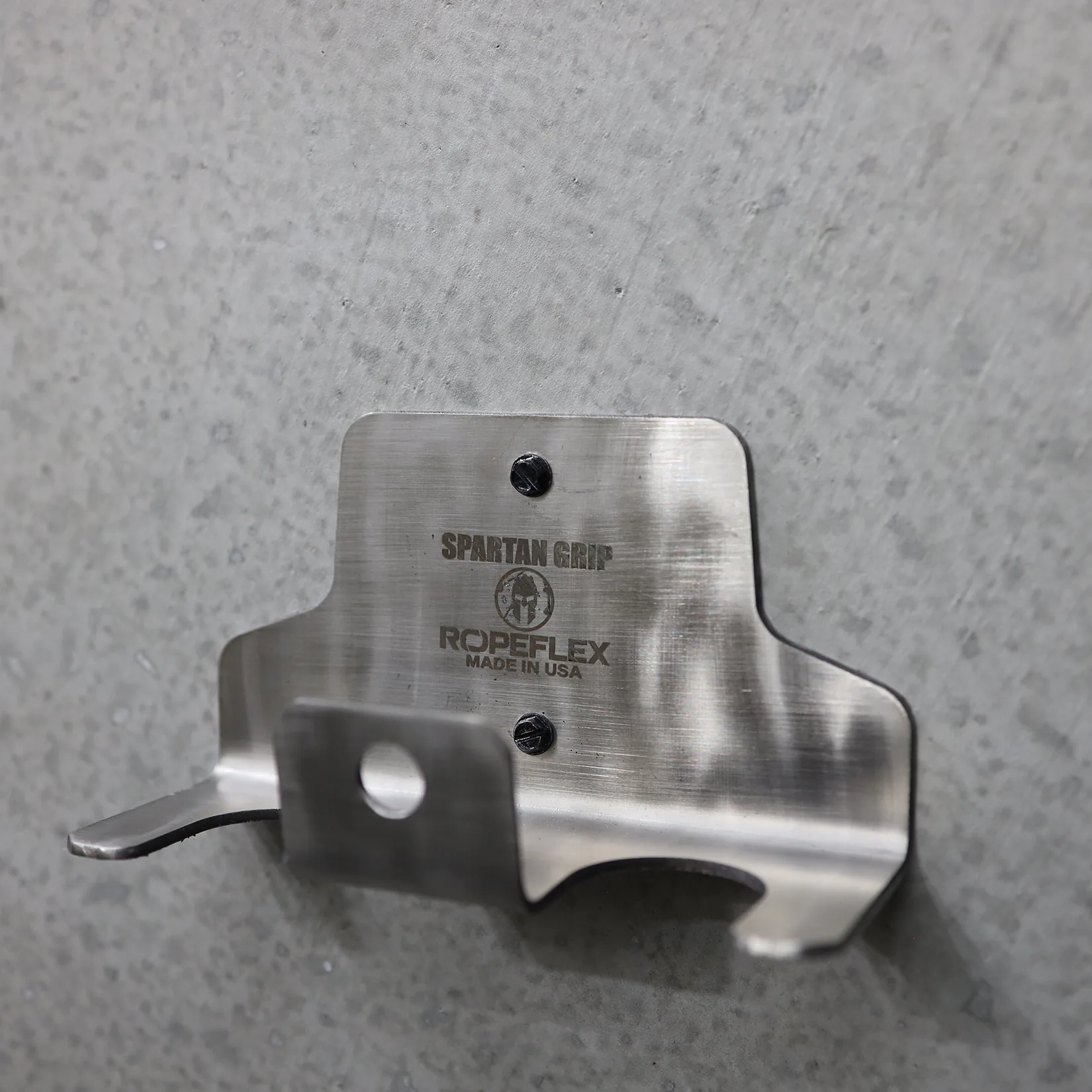 WALL BRACKET: YES